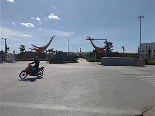 Bán nhà trâu quỳ, gia lâm, dt 72m, 4 t, gồm 14 phòng cho thuê, ô tô tránh, kinh doanh, nhỉnh 12 tỷ.