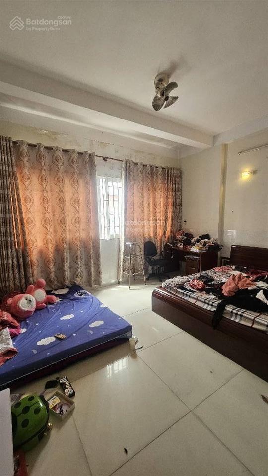 Khu nhà lầu an ninh dân trí, 4 tầng st, 70m2 (5x14m) oto vô nhà, sát mặt tiền, ngay aoen celadon