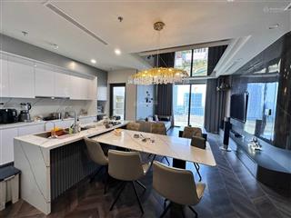 Bán gấp căn hộ 162m2, 3 phòng ngủ 2wc nhà full đồ, view hồ chung cư mandarin garden. giá 100tr/m2