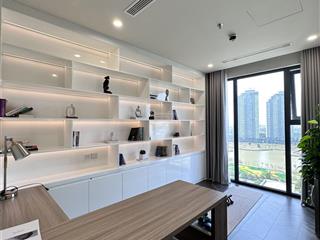 Bán gấp căn hộ star tower 4pn 160m tầng trung hướng mát, sổ cầm tay nhà full nội thất giá chỉ 11 tỷ