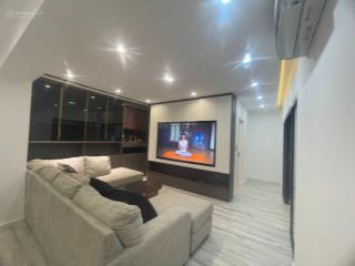 Chuyển nhà xuống mặt đất cần bán rất gấp căn hộ 2pn tại sudico sông đà full nội thất giá 3,2 tỷ