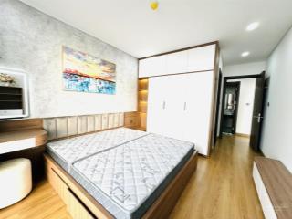 Chủ nhà cần cho thuê căn hộ 3pn golden park, 96m tầng trung view công viên cầu giấy, full đồ ở ngay