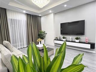 Bán gấp căn hộ 3pn green park 105m2 tầng trung ban công view hồ, có sổ đỏ, có slot ôtô, giá 9,8 tỷ