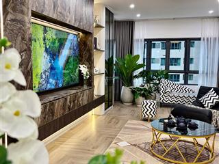 Chủ nhà cần bán gấp căn penthouse vinaconex 7, 200m2 sử dụng, thiết kế 4 ngủ, full nội thất cao cấp