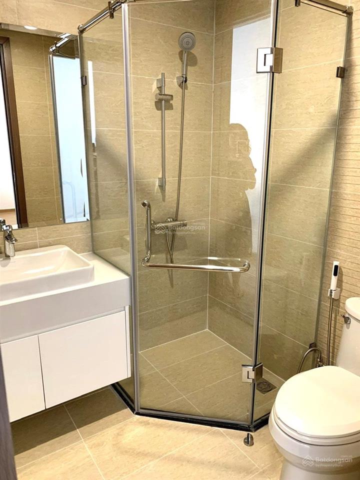 Bán căn sổ lâu dài 2pn, 2wc tại vinhomes greenbay, 70m2, tầng trung, ban công đn, giá chỉ hơn 7 tỷ