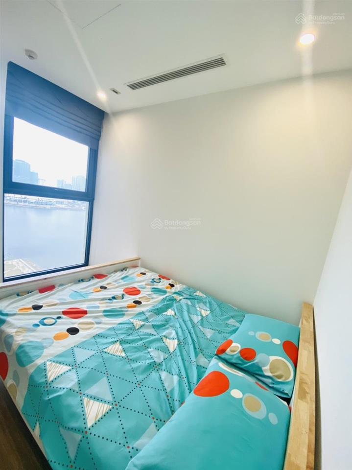 Bán căn sổ lâu dài 2pn, 2wc tại vinhomes greenbay, 70m2, tầng trung, ban công đn, giá chỉ hơn 7 tỷ