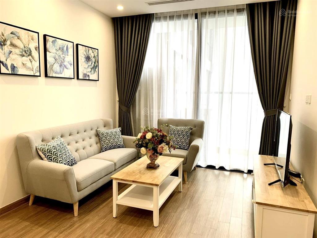 Bán căn sổ lâu dài 2pn, 2wc tại vinhomes greenbay, 70m2, tầng trung, ban công đn, giá chỉ hơn 7 tỷ