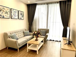 Bán căn sổ lâu dài 2pn, 2wc tại vinhomes greenbay, 70m2, tầng trung, ban công đn, giá chỉ hơn 7 tỷ