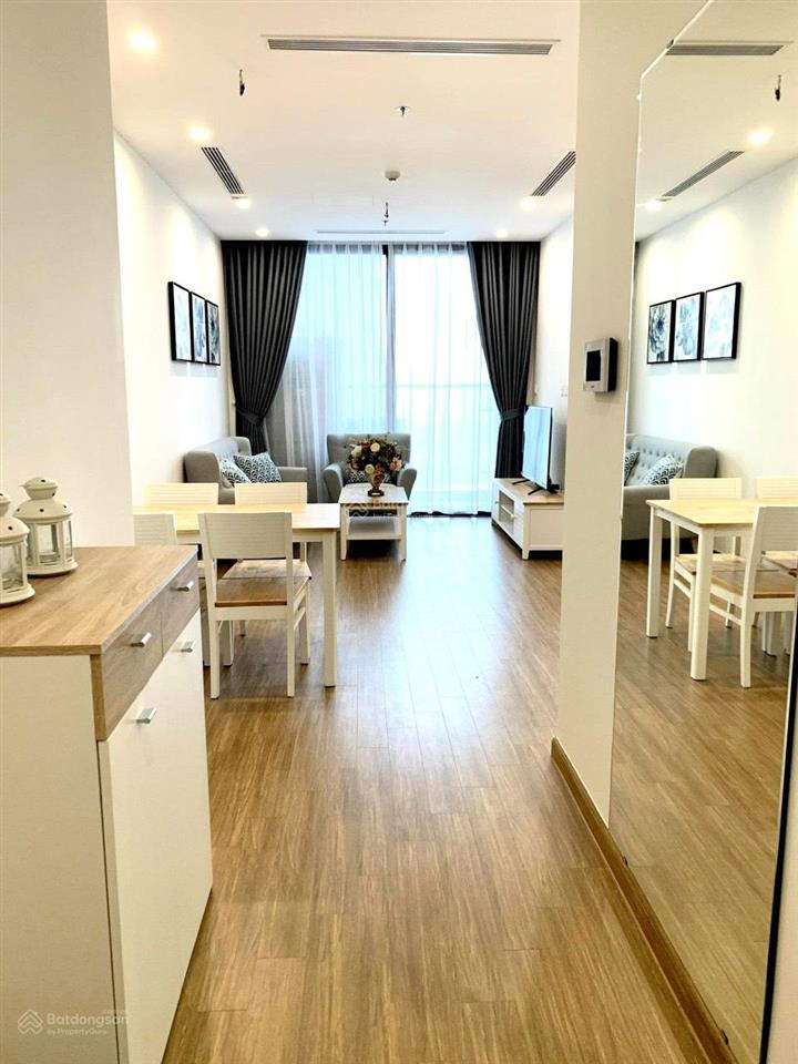 Bán căn sổ lâu dài 2pn, 2wc tại vinhomes greenbay, 70m2, tầng trung, ban công đn, giá chỉ hơn 7 tỷ