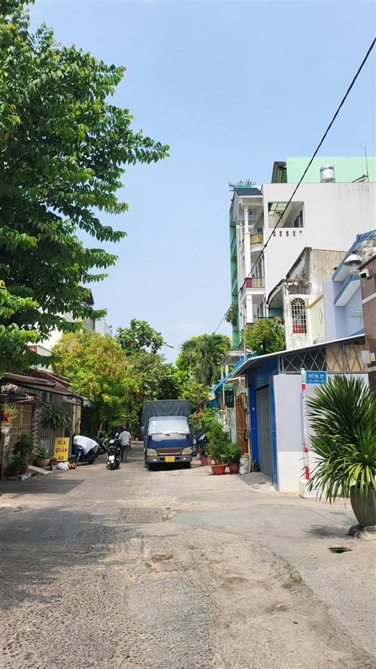 Bán nhà tân phú, hẻm ôtô 8m nguyễn sơn,gần chung cư phú thạnh, 65m2(4.2x16), 2 tầng btct,chỉ 6.2 tỷ