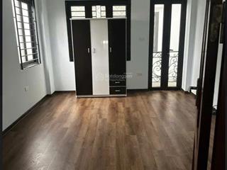Đường vân canh, phường phương canh.nhà 6t x dt37 x mt 5m. oto đỗ ở sân bóng. giá 7.1tỷ