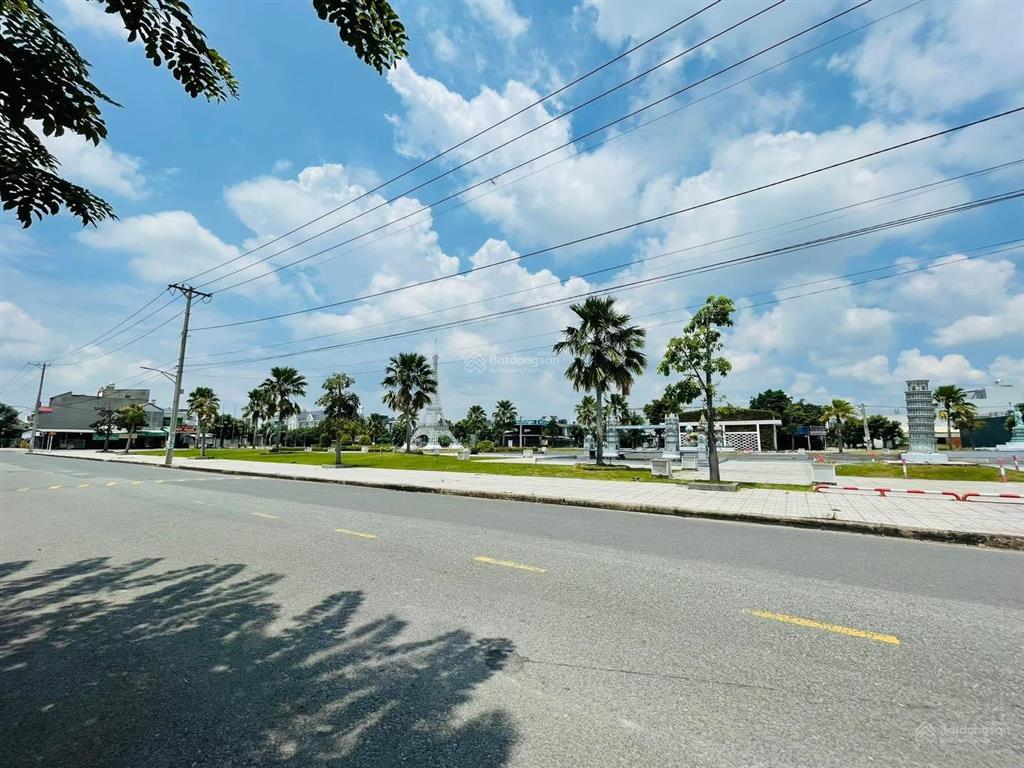 Chính chủ bán lỗ 1 tỷ quán cafe ngay đường tỉnh lộ 9 giáp hóc môn sổ hồng thổ cư kinh doanh ngay