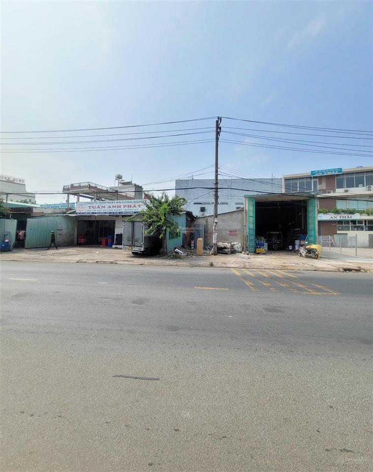 Bán nhà kế công viên 5.5x29m, mặt tiền đt.743c p.tân đông hiệp, thổ cư 100%