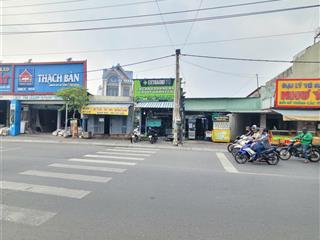 Bán nhà cấp 4 (5.8x30m), mặt tiền trần hưng đạo p. đông hòa ngay ngã 4