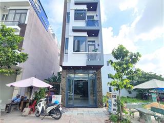 Bán nhà mới 1t2l 4x18.6m hoàn công, đường n1 kdc phú hồng thịnh 8 p. bình chuẩn, full nội thất