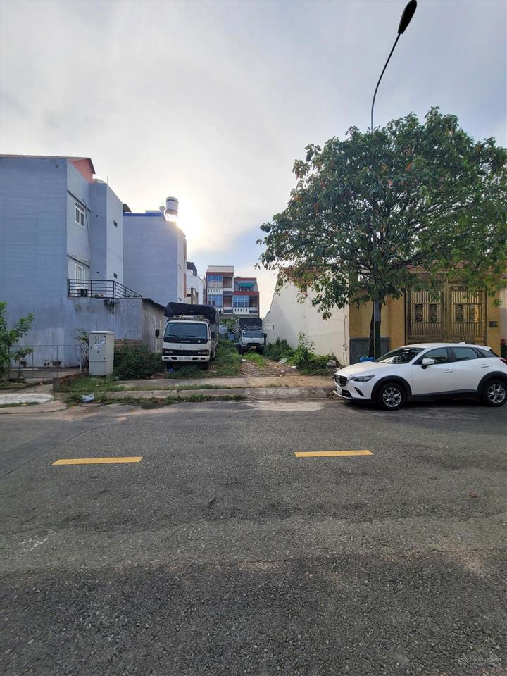 Bán đất 4.5x23.1m, đường s trung tâm hành chính dĩ an p.dĩ an