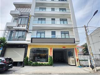 Bán khách sạn 1t5l 10x18m hoàn công, đường d20 kdc việt sing, thu 110tr/th