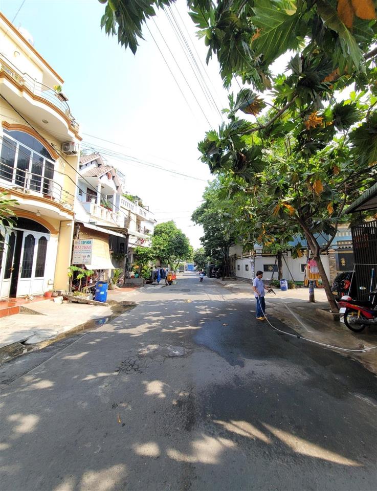 Bán dãy trọ 5x27m, đường số 1 kdc sóng thần 2 p. dĩ an, thu nhập 10 triệu/th