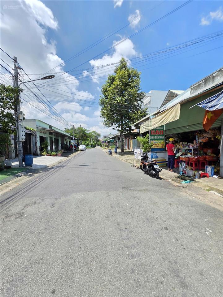 Bán nhà cấp 4 (10x30m), đường n4 kdc đông an p. tân đông hiệp, đang thuê 6tr/th