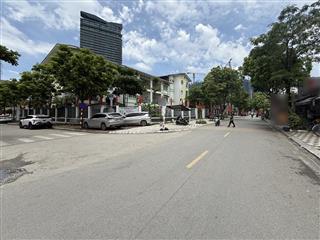 Nhà mặt phốphú thượngtây hồ102mô tô tránhvỉa hèkinh doanh cực đỉnh.chỉ 20.5 tỷ