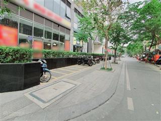 Shophouse  ngoại giao đoàn  142m2 x 2 tầng  vị trí đẹp  kinh doanh đỉnh. giá 22.8 tỷ