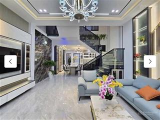Sang nhượng căn nhà 5,09 tỷ ngay gần công viên quận 1. nhà 3 tầng, shr, cho thuê giá cao 35tr/tháng
