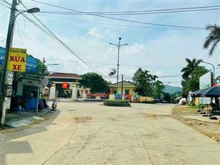 Bán cắt lỗ đất trung tâm xã hòa sơn, vị trí kinh doanh tốt dt 370m2