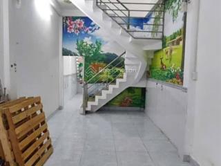 Trệt 1 lầu 4x15m có 3pn 3wc thống nhất p15 gv giá chỉ 8 triệu