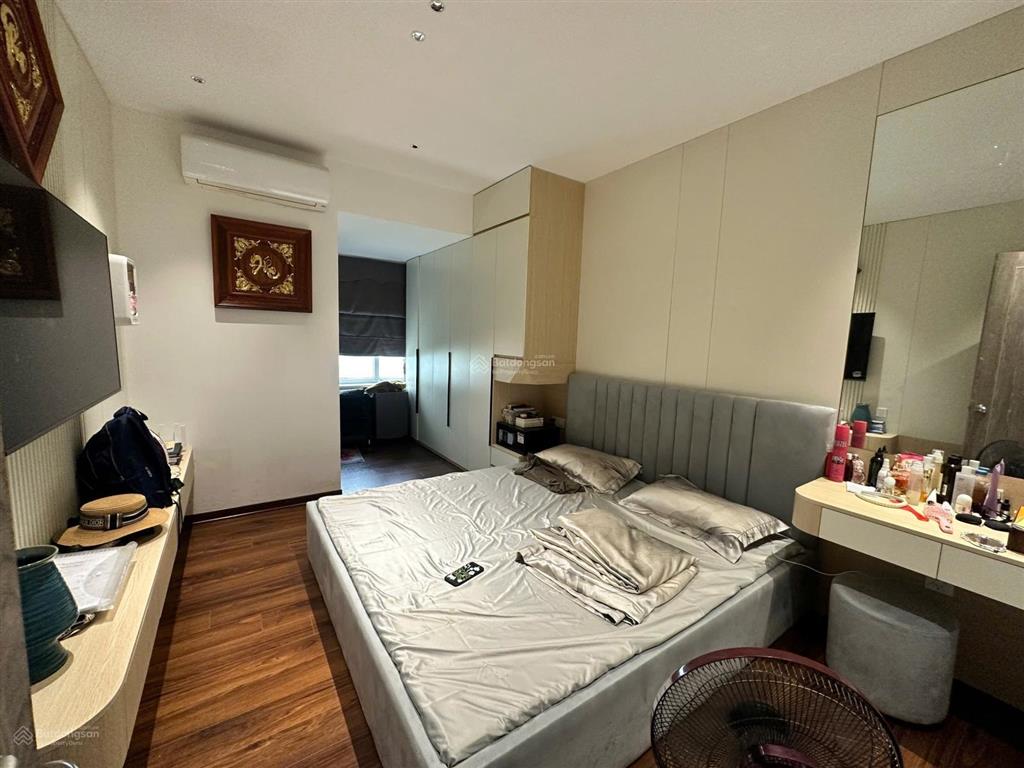 Chính chủ bán căn hộ 1605 toà b1 4,5 tỷ, 84m2, toà b1, chung cư rừng cọ, ecopark hưng yên