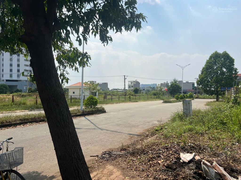 Đất mặt tiền kdc vĩnh phú1thuận anbình dương  129m2  giá 5tỷ100 đất full thổ cư sổ hồng riêng