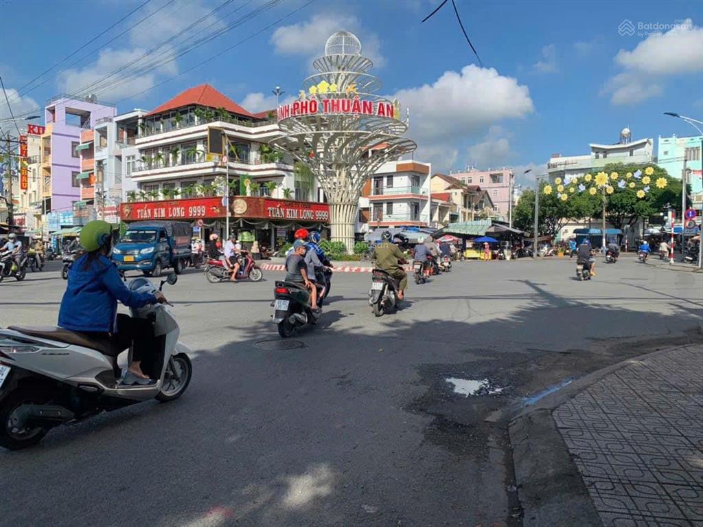 Cần bán 122m2(6.1 x 19,6) gần chợ nông sản thủ đức, shr, có thổ cư,p.vĩnh phú, thuận an, bình dương