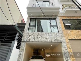 Bán nhà mới khu phân lô nguyễn sơn, gara, thang máy, 42m2, 6 tầng, mặt tiền 4.1m, giá 14 tỷ,