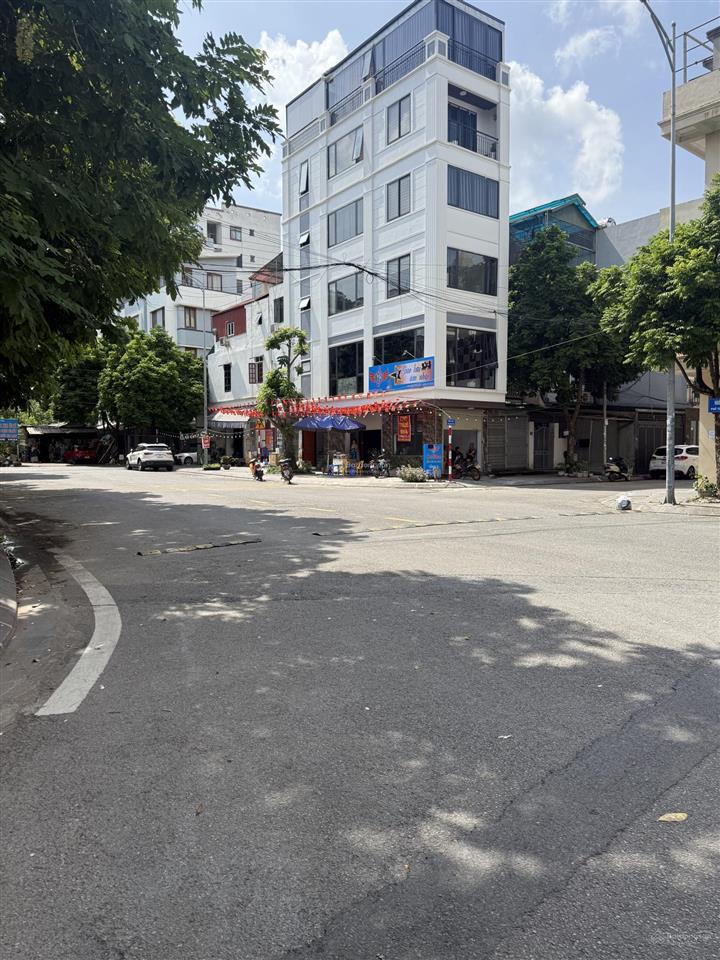 Bán đất xây biệt thự, lô góc 2 mặt tiền, khu tái định cư thượng thanh 170m2, giá 30 tỷ
