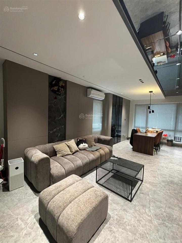 Bán nhà phố trạm, gara, thang máy, 50m2, 6 tầng, mặt tiền 4.2m, giá 12 tỷ