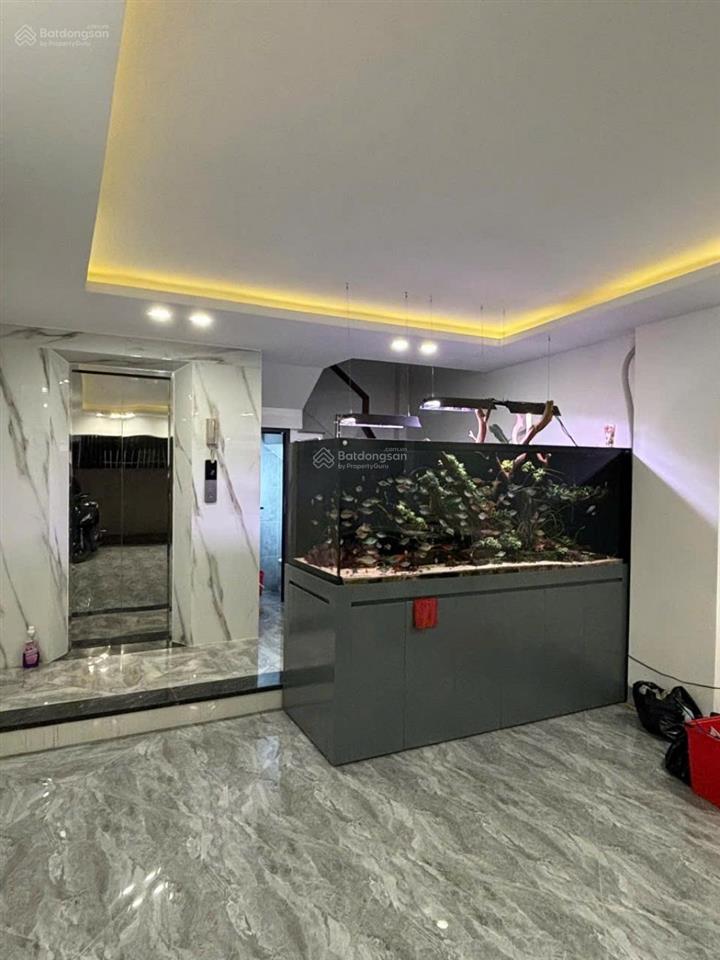 Bán nhà phố trạm, gara, thang máy, 50m2, 6 tầng, mặt tiền 4.2m, giá 12 tỷ