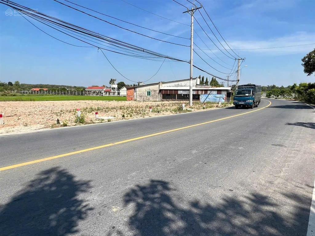 Bán lô đất mt tỉnh lộ 7, xã an nhơn tây, củ chi.
đất cao ráo bằng phẳng, dt 150m2