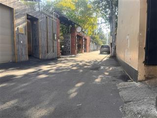 Chủ cần tiền gấp, để lại nhà 2 mặt thoángmới đẹp2 tầngcách chợ chỉ 3 phútsổ riêngchỉ 4,1 tỷ