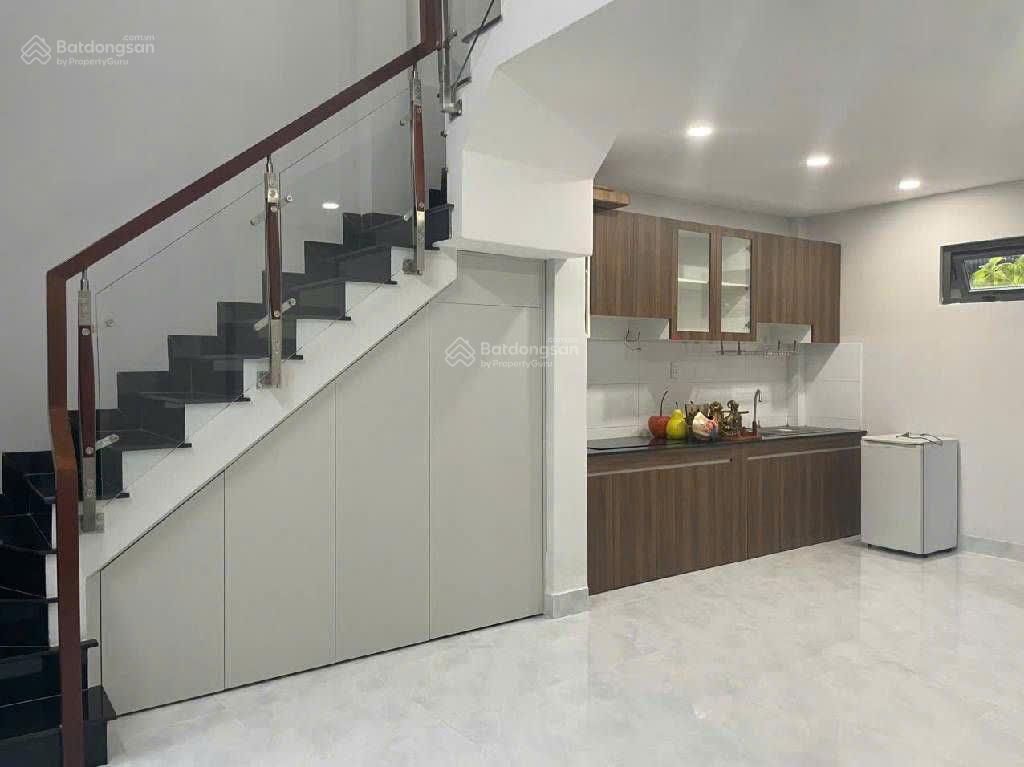 Nhà quận 2 mới2 tầnggần chợtài chính nhỏsổ riêngnội thất đầy đủgiá rẻphù hợp ở lâu dài