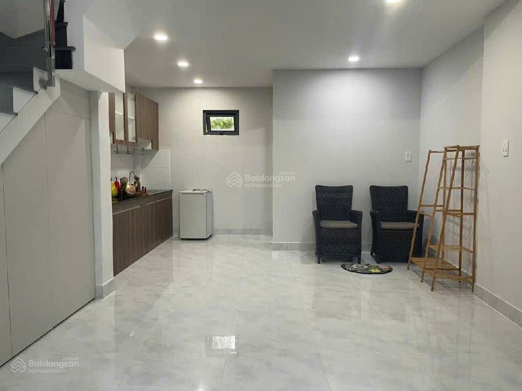 Nhà quận 2 mới2 tầnggần chợtài chính nhỏsổ riêngnội thất đầy đủgiá rẻphù hợp ở lâu dài