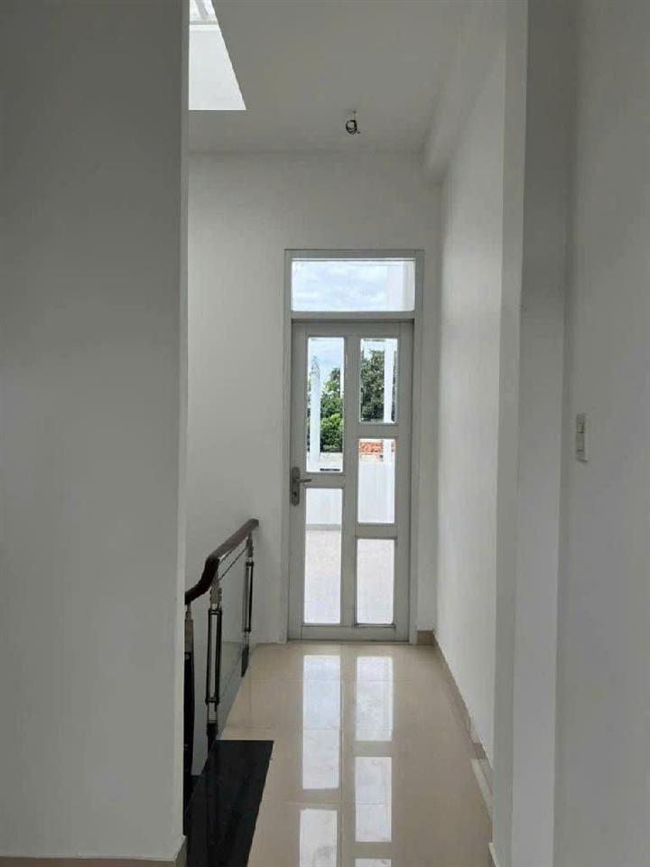 Bán gấp nhà riêng 62m2, 2PN, 2WC ,HXH ở Nguyễn Duy Trinh, Q2- Chỉ 6,8 tỷ