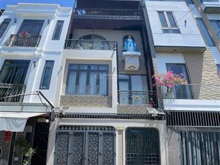 Bán căn nhà 3 tầng siêu đẹp tại kđt phước long nội thất xịn