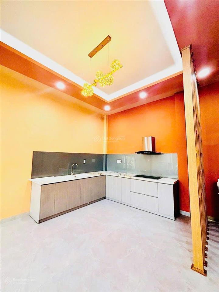 Bán nhà đẹp cách biển 500m gần đh nha trang