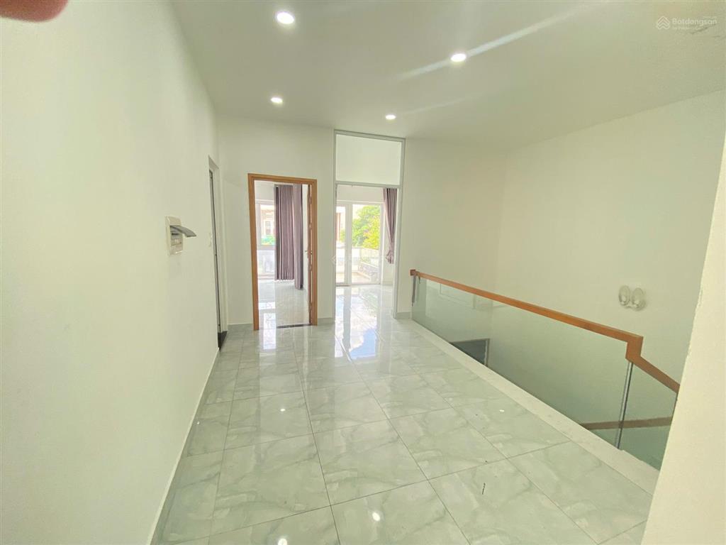 Cho thuê nhà phố rio vista  q9, liền kề gia hoà, khang điền, 1 trệt 2 lầu giá 16tr/th