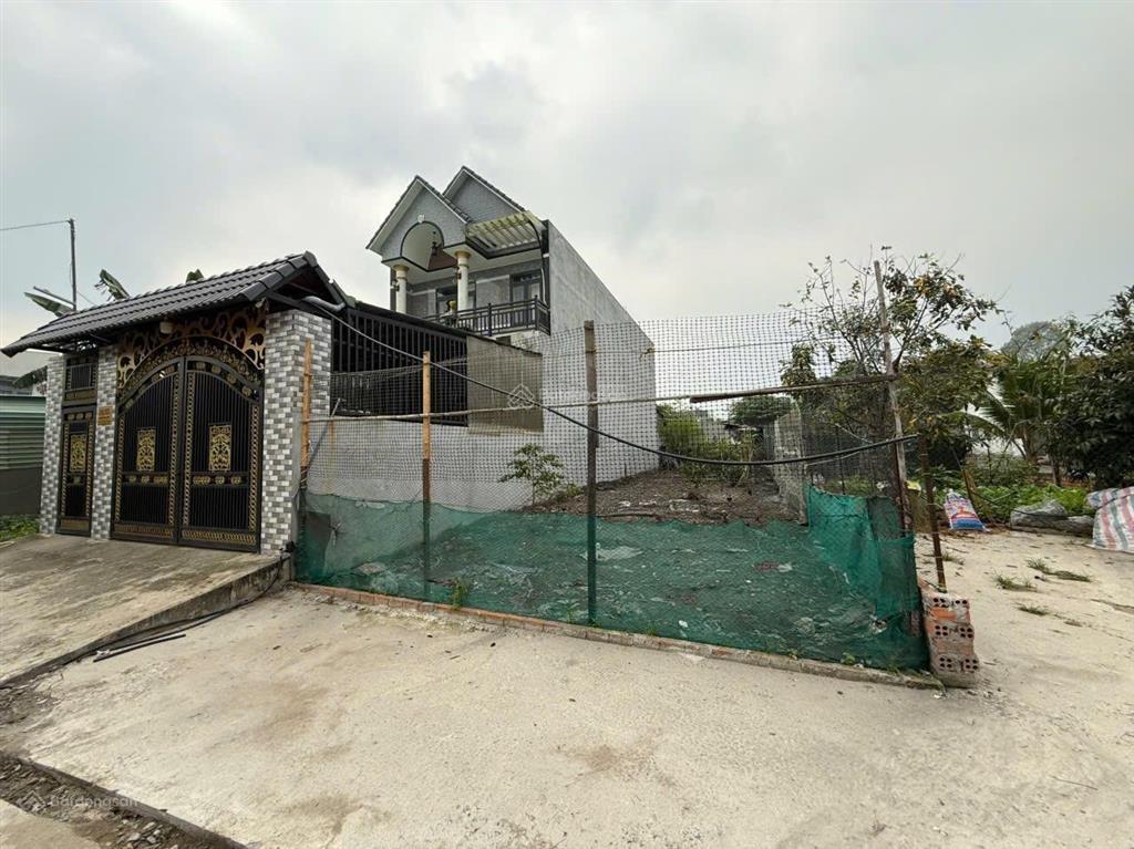 Đất đường nguyễn thị tươi phường tân bình thành phố dĩ an