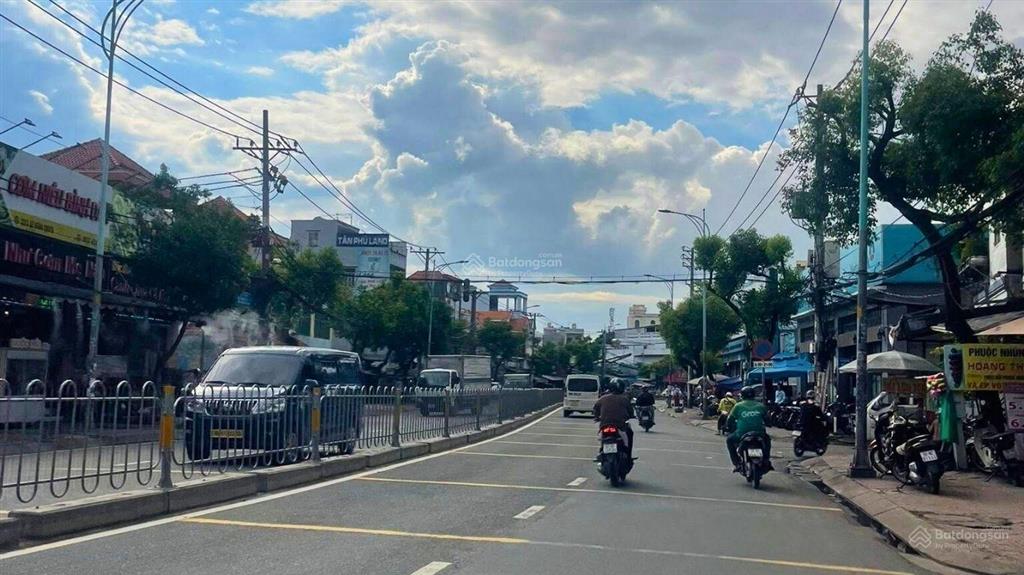 Nhà bán tô ký  hẻm xe hơi  95m2  chỉ 4.15 tỷ