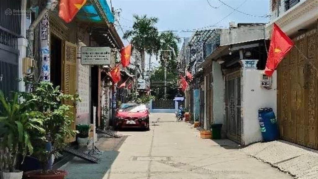 Nhà bán tô ký  hẻm xe hơi  95m2  chỉ 4.15 tỷ