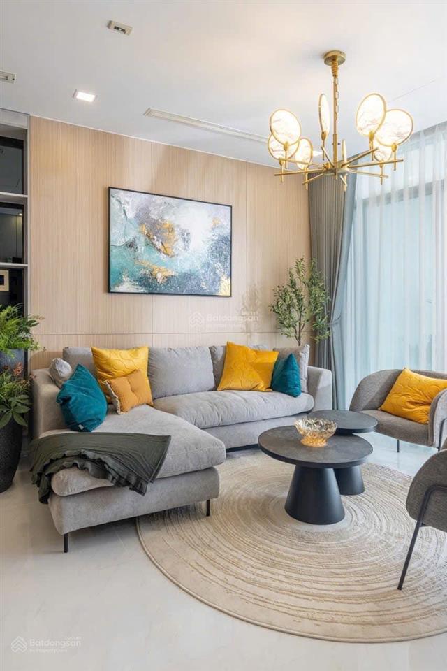 Cho thuê gấp chcc oriental plaza, tân phú. dt 82m2, 2pn, 2wc. giá 10tr 0932 874 *** hoà