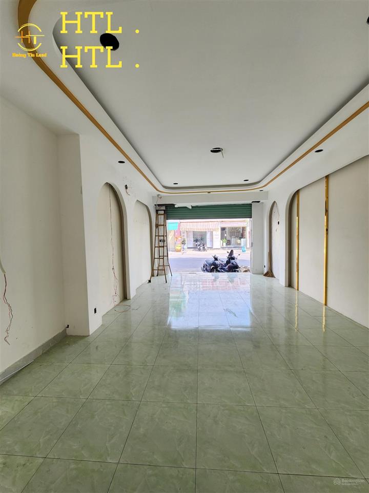 Bán nhà 1 trệt 1 lầu 1 tum, mt đường d1 kdc việt sing, p. an phú, tp. thuận an
