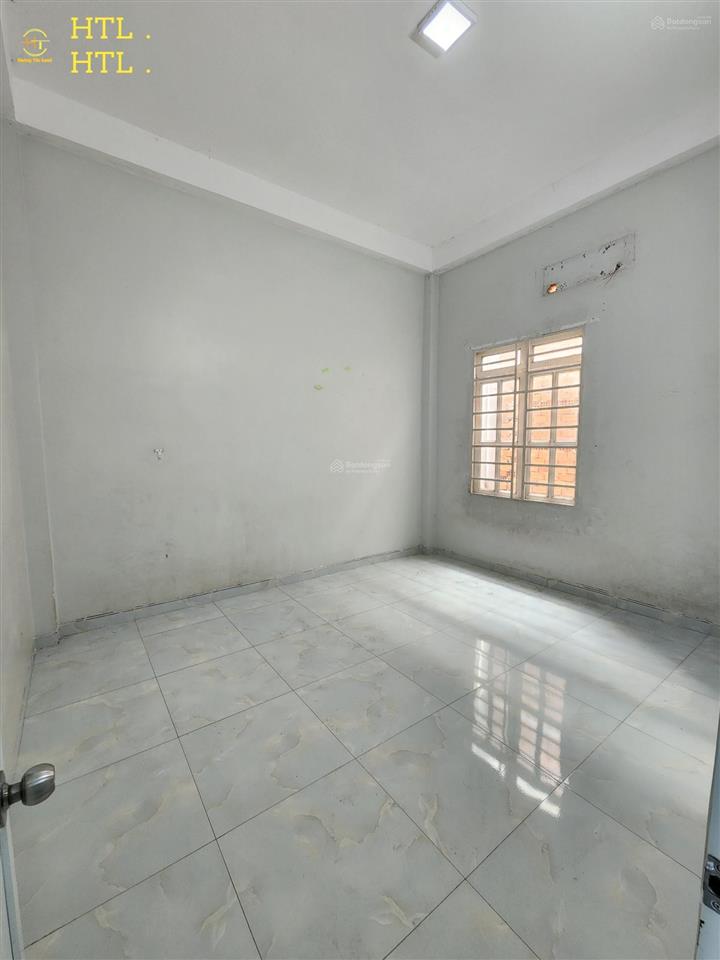 Bán nhà 1 trệt 1 lầu 1 tum, mt đường d1 kdc việt sing, p. an phú, tp. thuận an
