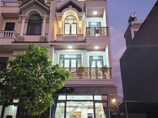 Bán nhà kdc phú hồng thịnh 10, đúc 4 tấm, full nội thất, p. bình an, tp. dĩ an